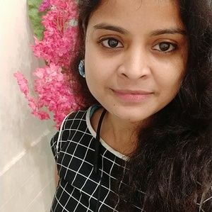 Meet your Posher, Shruti